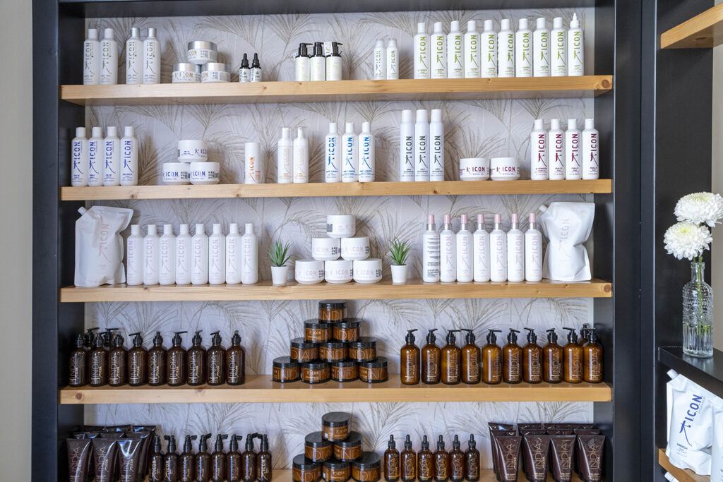 yaiza-moreno-nuestro-salon-galeria-14 Exposición productos Yaiza Moreno Hair Spa